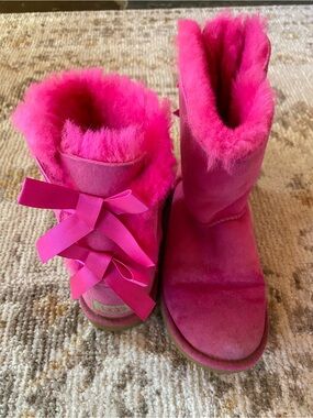 UGG Girls' Hot Pink Bow Shearling Booties